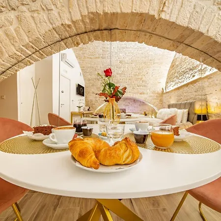 Couette-café Gold Santeramo in Colle