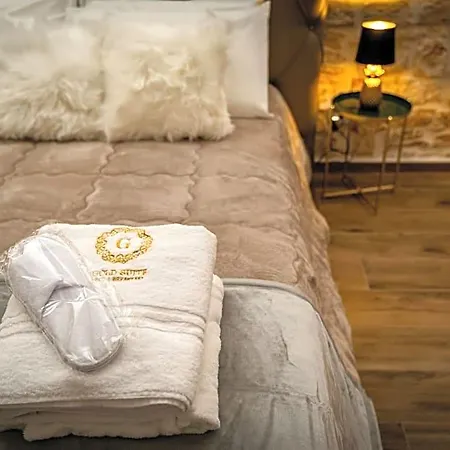 Gold Bed & Breakfast 4*